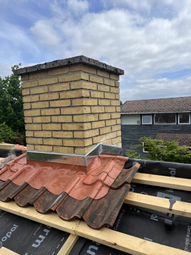 Zink inddækning ved skorsten